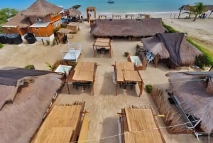 Cartagena: Margarita´s Beachclub daytour with pool and beach