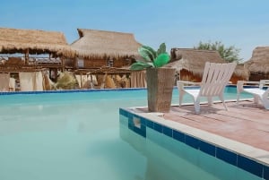 Cartagena: Margarita´s Beachclub daytour with pool and beach