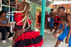 Cartagena:: Palenque´s tur, dansshow, lunch, upphämtning inkl.