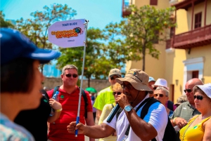 Cartagena: Shared Walking Tour of the Colonial Old Town