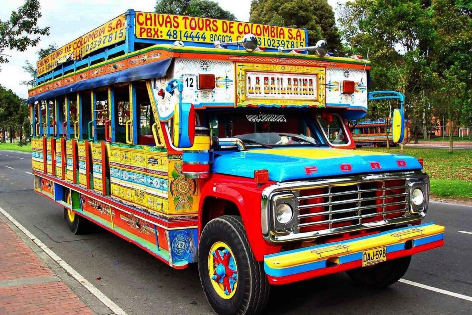 Cartegena: Panorama-Stadtrundfahrt in Chiva mit zweisprachigem Guide