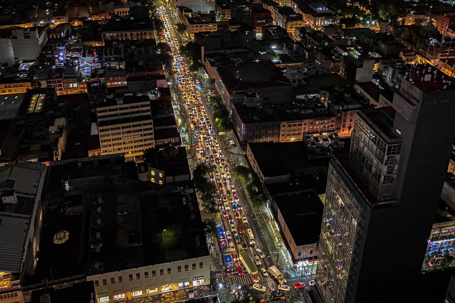 CDMX: Nocna wycieczka piesza po mieście, z opcją wejścia na Torre Latino