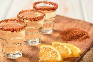 CDMX: Tacos and mezcal night tour