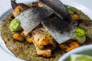 CDMX: Tacos and mezcal night tour