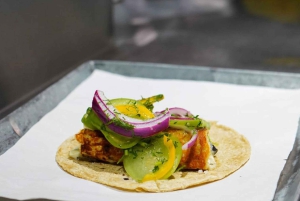 CDMX: Tacos and mezcal night tour