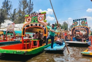 CDMX: Xochimilco, Coyoacan, Frida Kahlo Museum & Muurschilderingen Tour