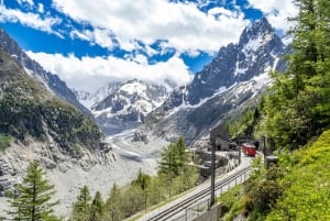 Chamonix: highlight tour Aiguille du Midi and Mer de Glace