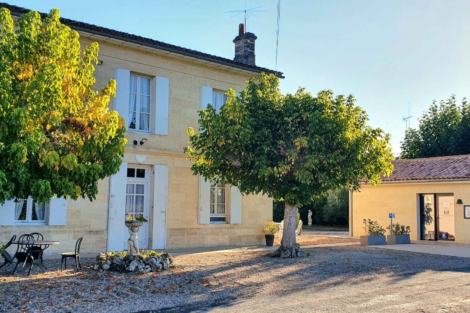 Château Champion: Tour and tasting with tapas