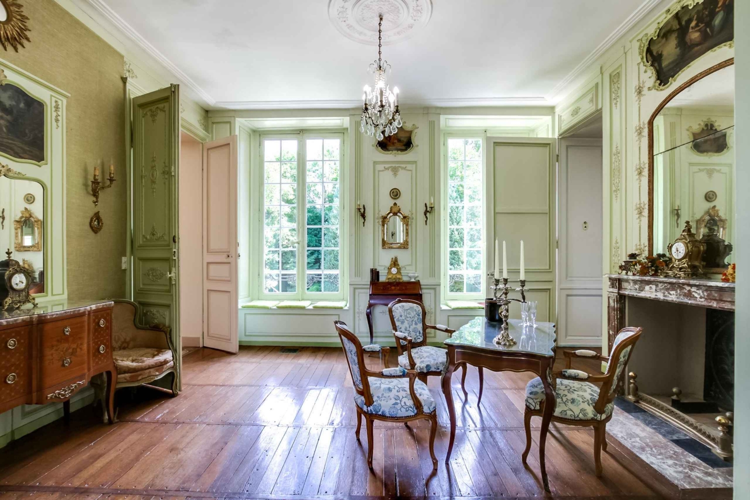 Château de Pierry: Open house in the heart of the 18th century