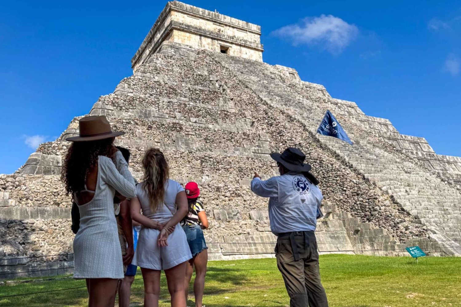 Chichen Itza: Valladolidin ja Cenoten kanssa