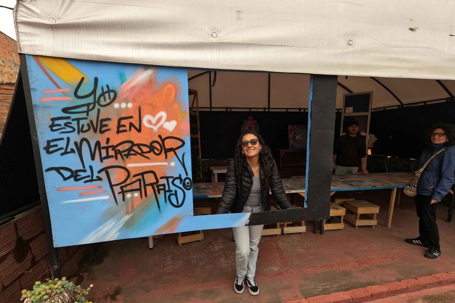 Ciudad Bolívar district by cable car, tour, and graffiti workshop