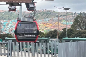 Ciudad Bolívar district by cable car, tour, and graffiti workshop
