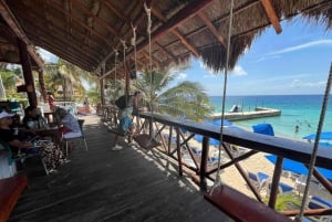 Cozumel: Passe de um dia com tudo incluído no clube de praia com bar aberto