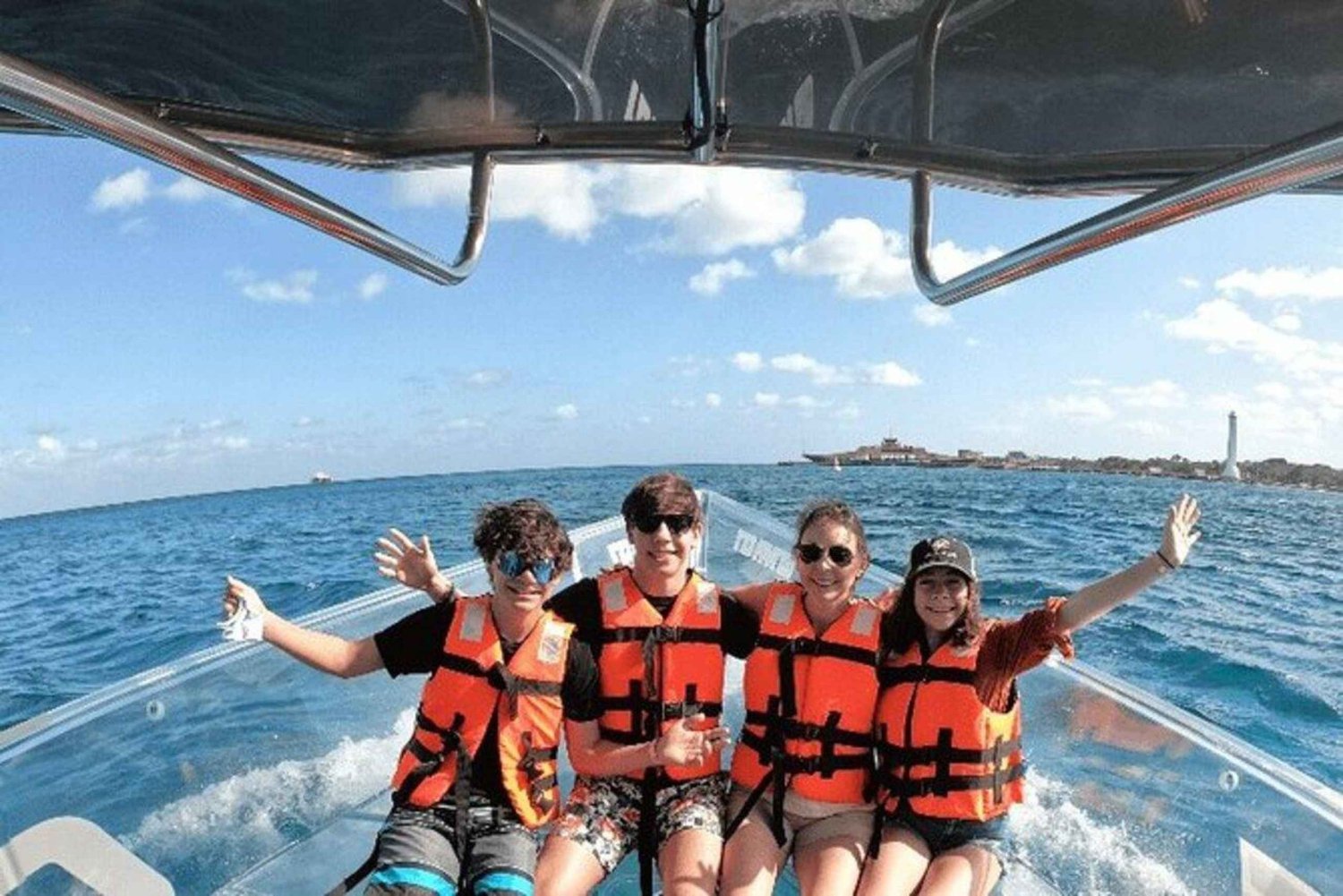 Cozumel: Clearboat em Cozumel + Snorkel + Refrescos!!!
