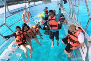 Cozumel: Clearboat em Cozumel + Snorkel + Refrescos!!!