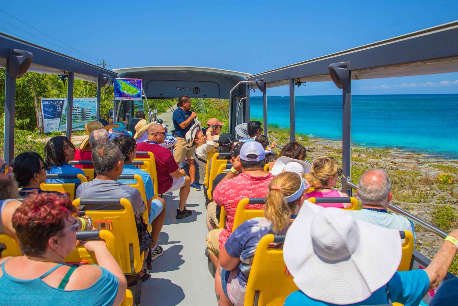 Cozumel: Wycieczka po mieście z otwartym dachem i odpoczynek na plaży