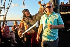 Cozumel: Pirate Ship Cruise with Open Bar, Dinner, and Show