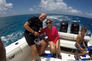 Cozumel: Privé charterboot en dagtrip snorkelen