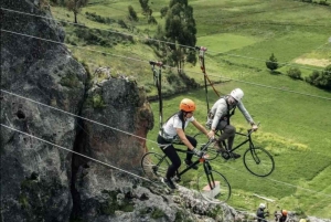 Cusco: Cachimayo Adventure Tour med Skybike og Via Ferrata
