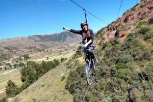 Cusco: Cachimayo Adventure Tour med Skybike og Via Ferrata