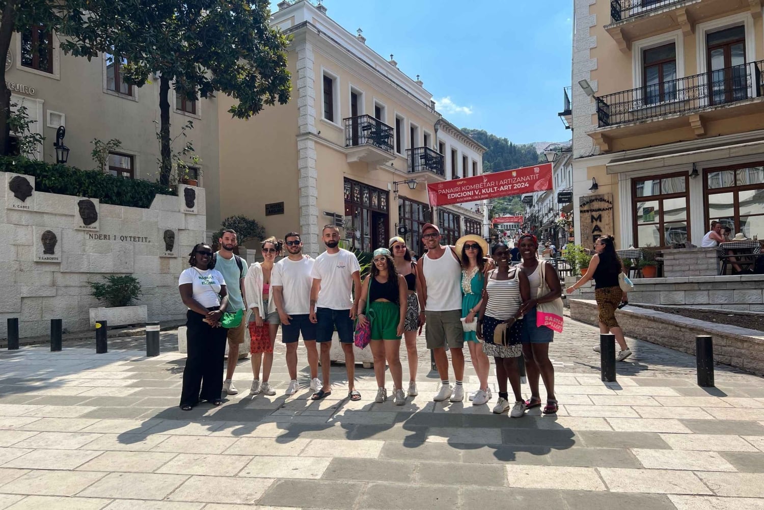 Daglig tur til: Blue Eye, kloster, Gjirokaster og Lekursi Slot