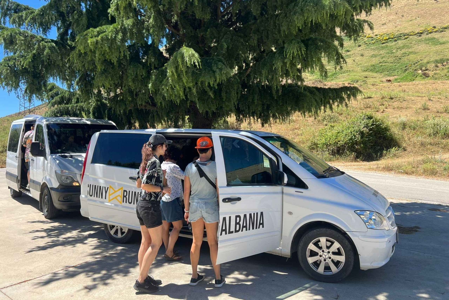 Daglig tur til: Blue Eye, kloster, Gjirokaster og Lekursi Slot