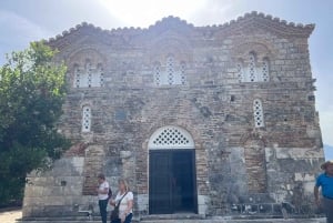 Daglig tur til: Blue Eye, kloster, Gjirokaster og Lekursi Slot