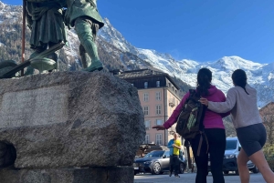 اكتشف شاموني مع أحد السكان المحليين واستمتع بمقبلات فرنسية