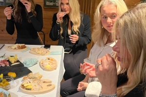 اكتشف شاموني مع أحد السكان المحليين واستمتع بمقبلات فرنسية