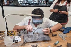 Discover the essence of playa del carmen: tequilera, jewelry and 5th avenue.