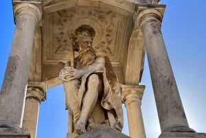 Explore Buenos Aires Highlights on a Walking Tour