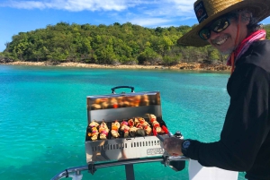 Fajardo: Dagskryssning med katamaran till Palomino Island med lunch