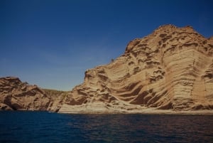 From Bandol: Visit the 13 calanques of Cassis & Marseille (3 hours 15 minutes at sea)