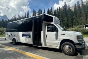 Von Banff/Canmore: Shuttle zum Moraine Lake und Lake Louise