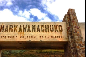 Från Cajamarca: Markahuamachuco 'Nordens Machu Picchu'.