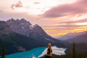 From Calgary/Banff/Canmore: Rockies Day Trip with Icefield