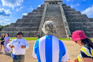Von Cancun aus: Chichen Itza, Cenote & Valladolid Tagestour