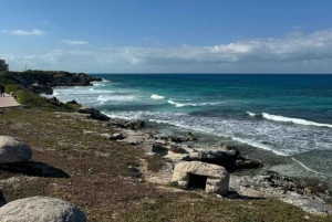 Desde Cancún Isla Mujeres en Catamarán de Lujo con Bebidas