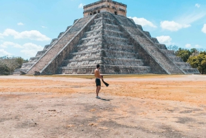 Depuis Cancún : visite privée de Chichen Itzá, Valladolid et Cenote