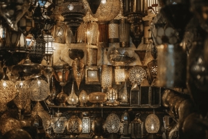 カサブランカ発：マラケシュ市内観光ツアー（ラクダ乗り体験付き）