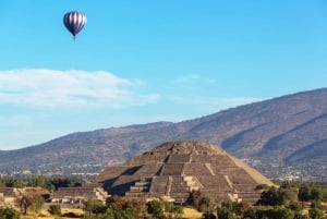 Desde CDMX: Paseo en globo, visitas guiadas a Teotihuacán y Guadalupe