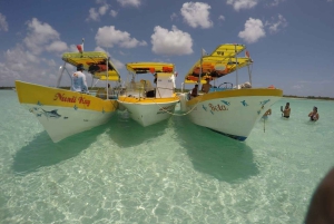 Da Cozumel: tour in barca a 3 barriere coralline con bevande e snorkeling