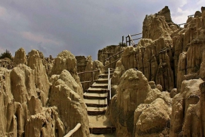 From La Paz: Day Trip to Chacaltaya and Moon Valley