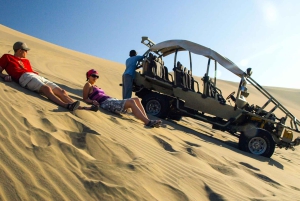 Au départ de Lima : excursion d'une journée à Paracas et à l'oasis de Huacachina