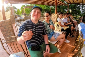 Från Lima: Heldag till Paracas och Huacachina Desert Oasis