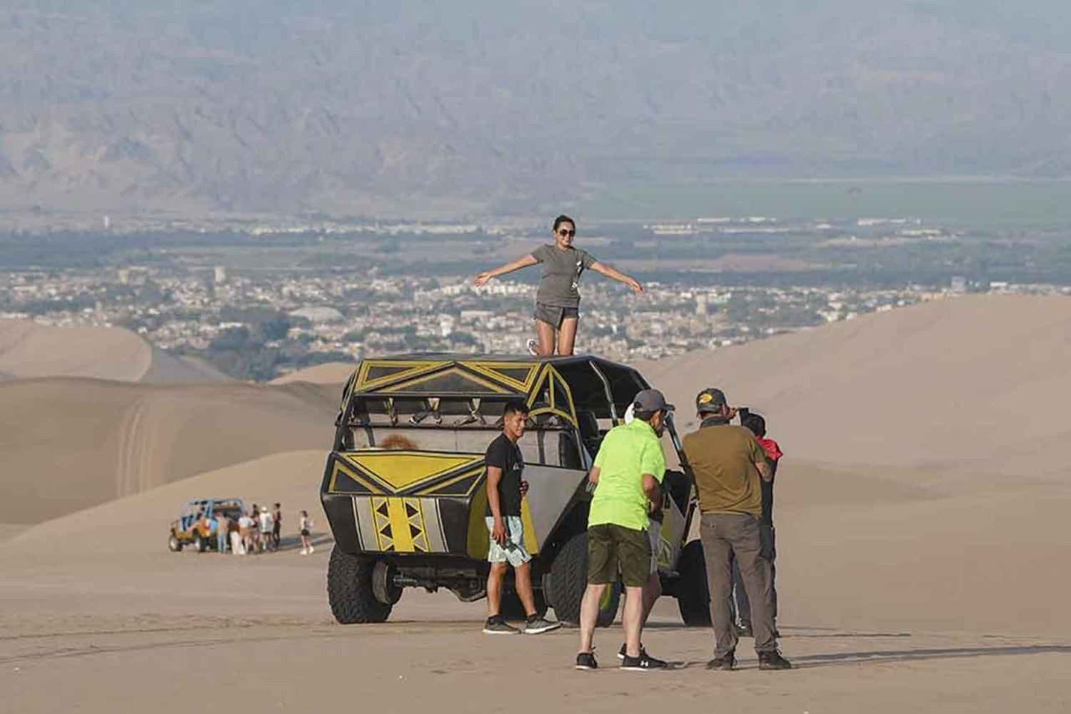 From Lima: Full-Day Tour of Islas Ballestas and Huacachina