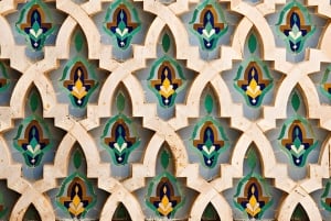 マラケシュ発：バンで行くカサブランカ日帰り旅行