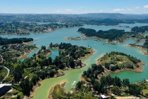 Fra Medellin: Guidet tur i Guatapé, kultur, landskaber og frokost