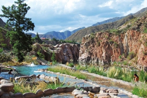 メンドーサ発カチェウタ温泉でのプレミアム・スパ・デイ