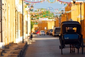 From Merida: Chichén Itzá and Izamal Guided Tour